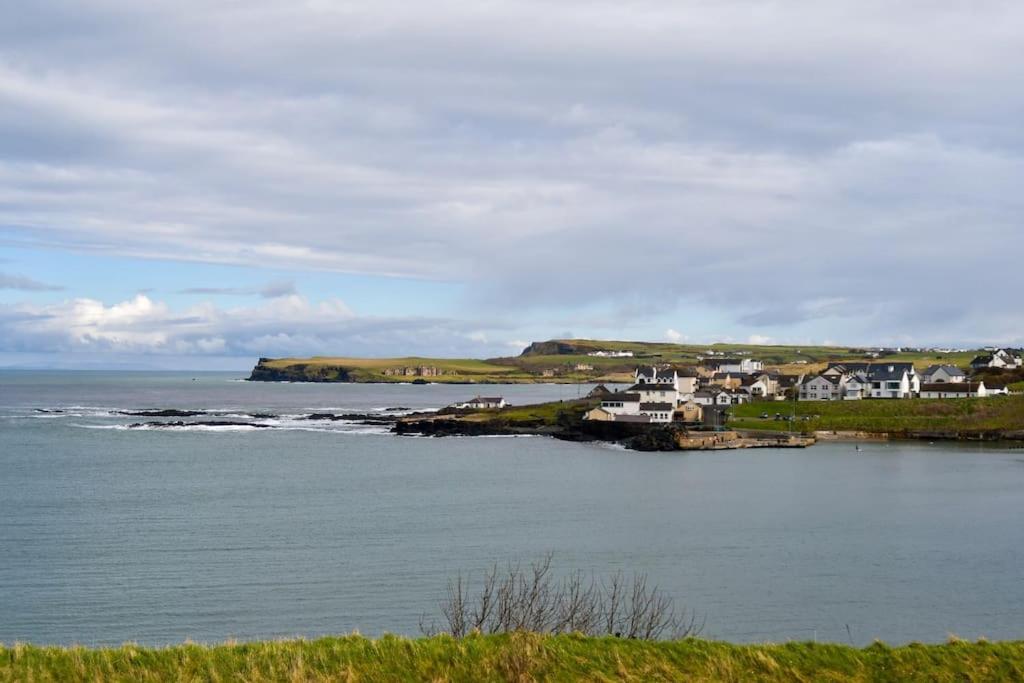 Shoreline Portballintrae North Coast Views Near Giants Causeway & Royal Portrush Екстериор снимка